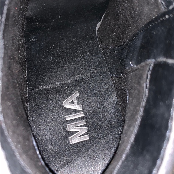 SOLD - Picture 5 of 6